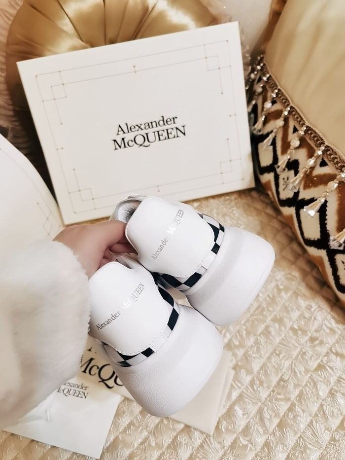 Alexander Mcqueen Couple Shoes AMS00005